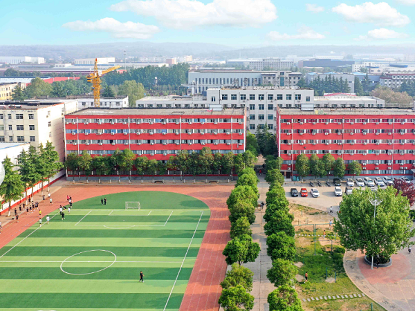 就读国际初中需要考试成绩吗?